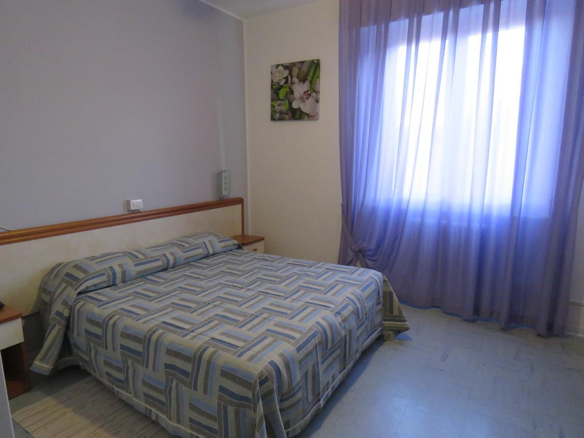 Hotel Marta Forli Ngoại thất bức ảnh